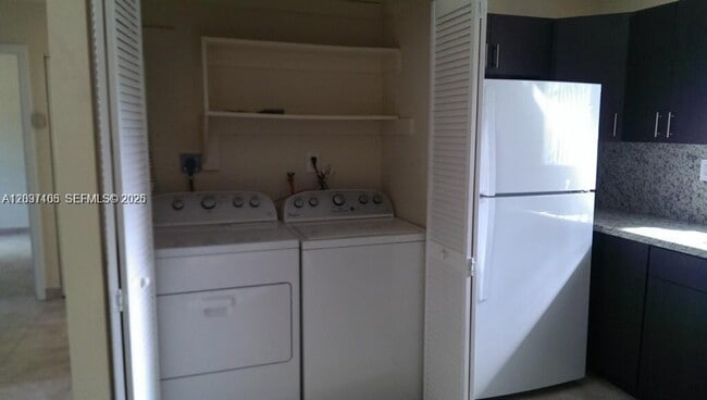 Building Photo - 18223 Oleta Dr