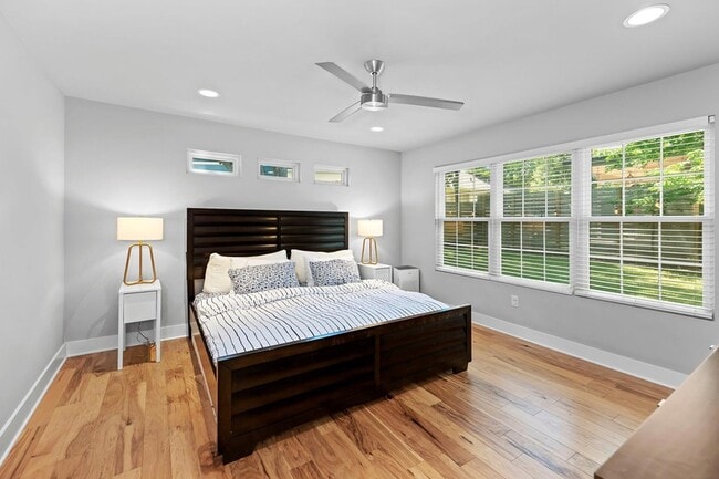 Building Photo - 3307 Garden Villa Ln