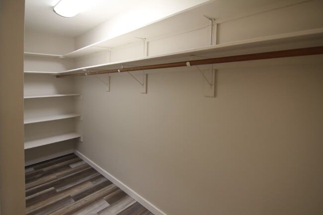 Building Photo - Cozy 2 Bedroom 2 Bath Condo in Iowa City!