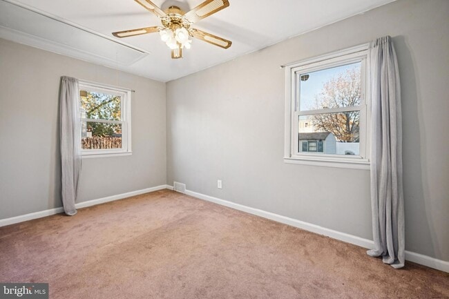 Building Photo - 610 Lee Ave