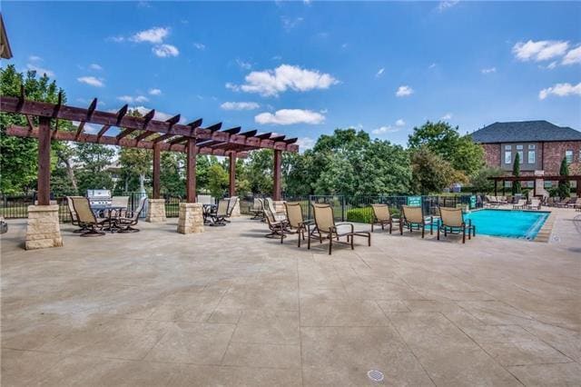 Building Photo - 2729 Troutt Dr
