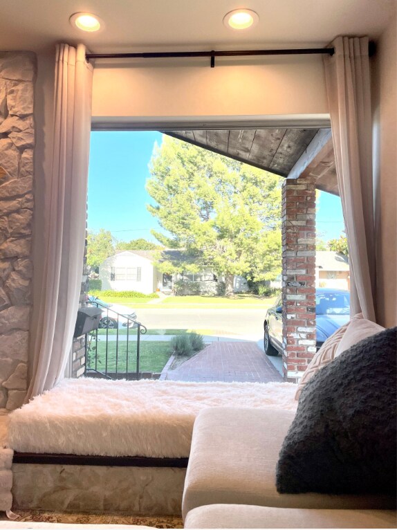 Building Photo - 2805 Malcolm Ave