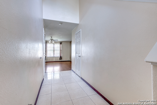 Building Photo - 5519 Red Canyon