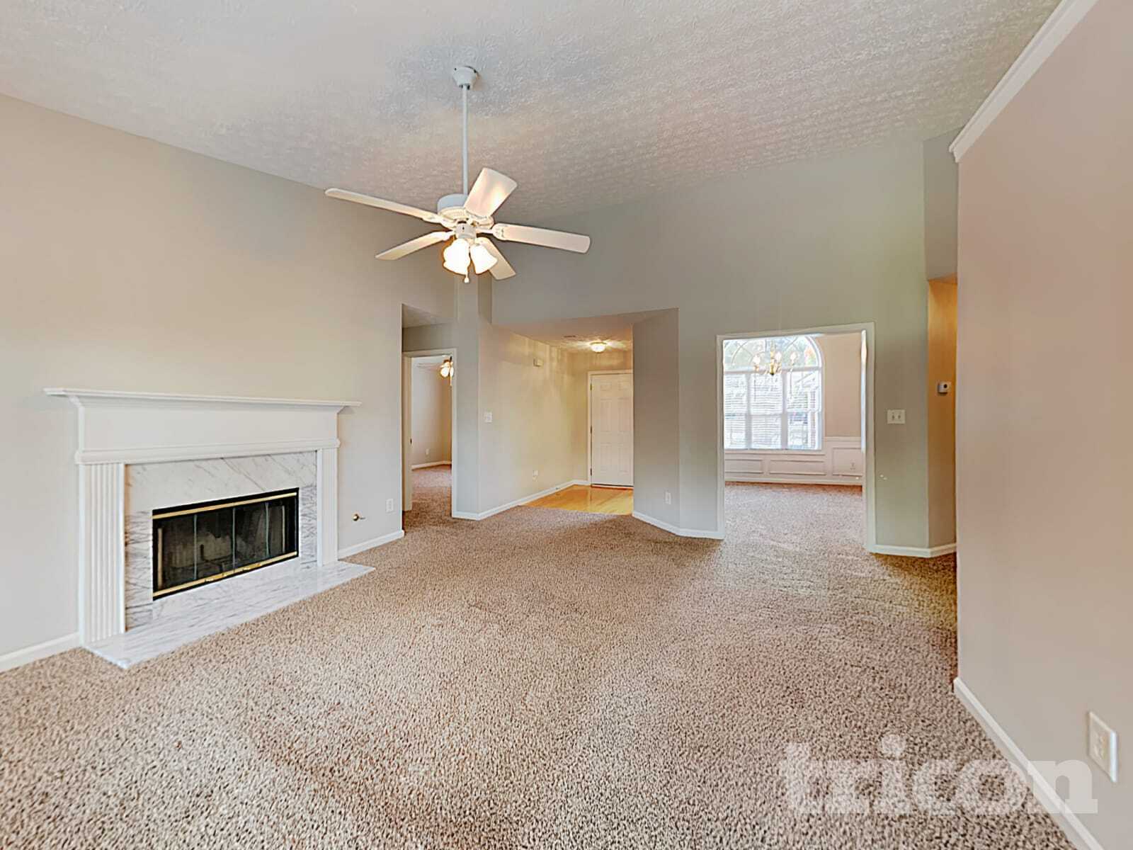 Building Photo - 640 James Ridge Dr
