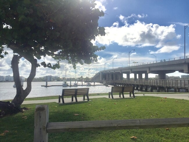 Building Photo - 531 C St