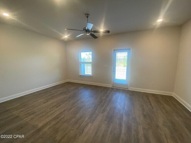 Building Photo - 1647 Caleigh Ct