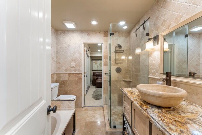 Building Photo - 2209 W Settler's Way