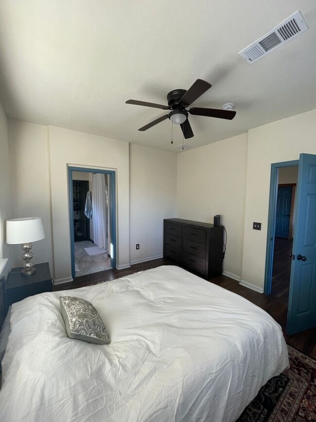 Building Photo - 3BR/2BA Condo near Olde Town Arvada!!