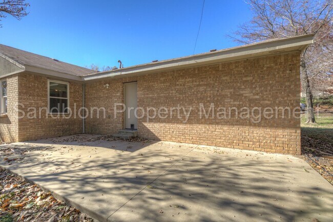Building Photo - For Lease | Osage Hills | $1450 Rent