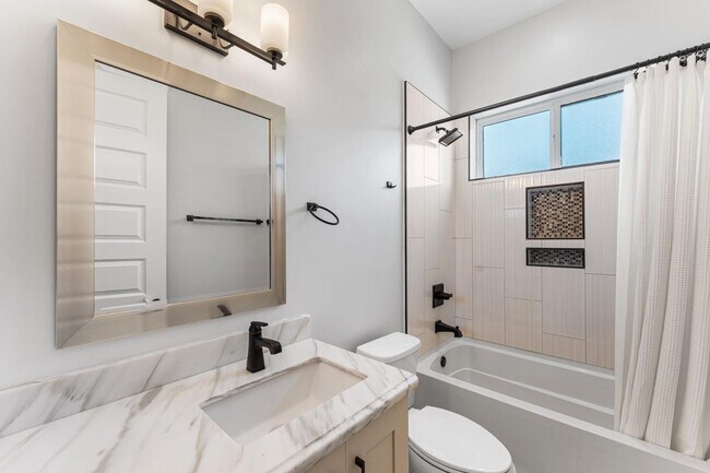 Building Photo - 4145 E Campbell Ave