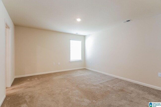 Building Photo - 275 Smith Glen Dr