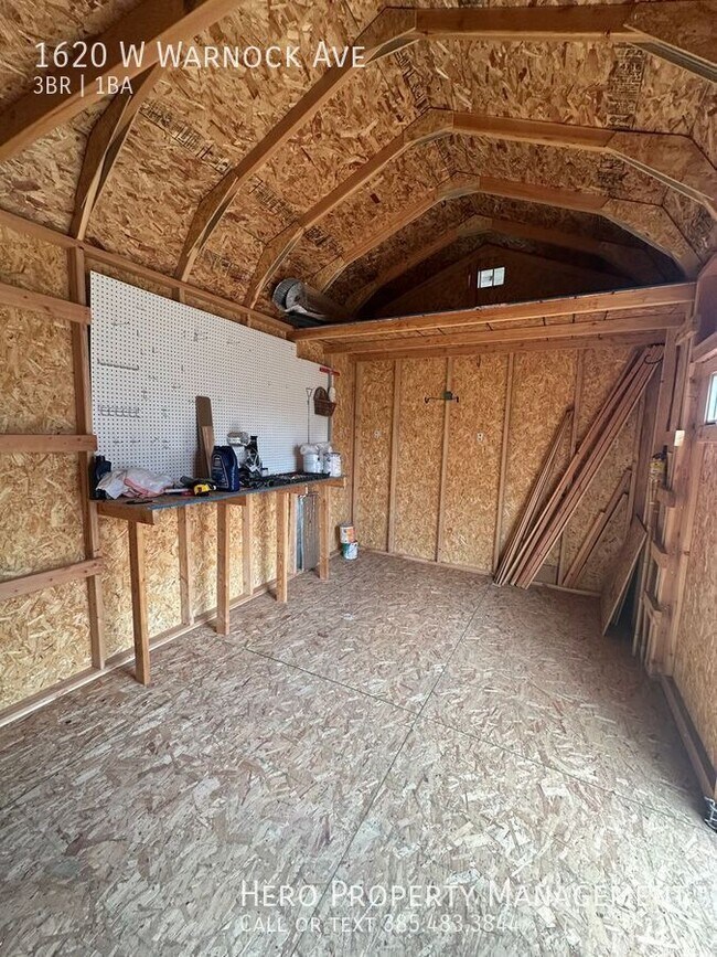 Building Photo - 1620 W Warnock Ave