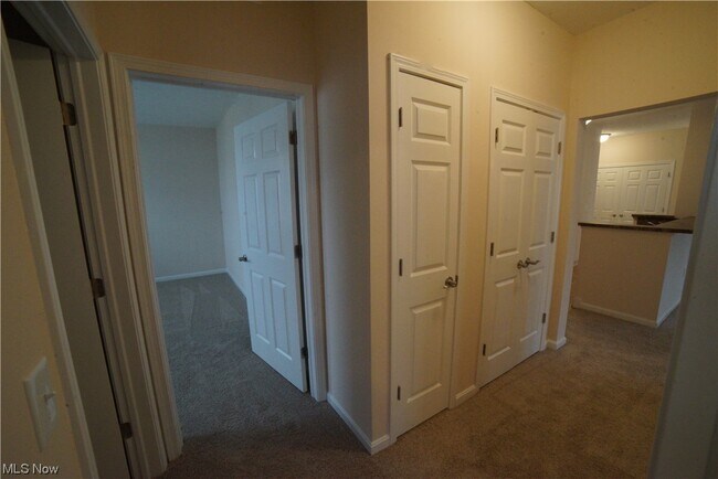 Building Photo - 3512 Aqua Marine Blvd