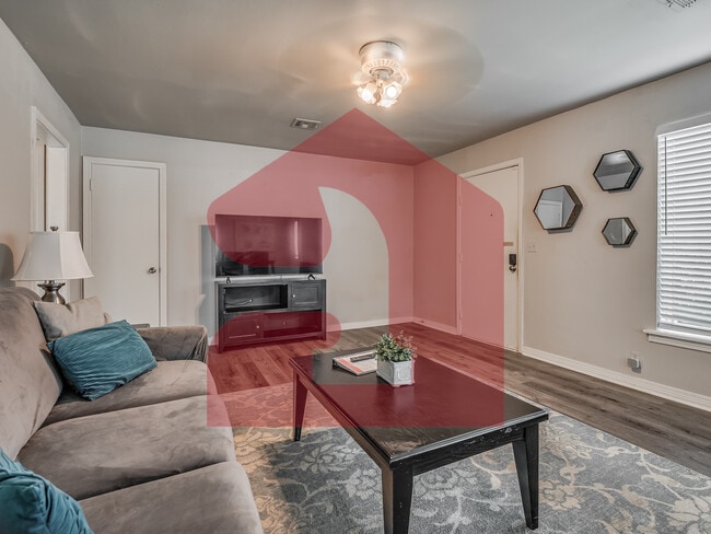 Building Photo - 2926 NW 72nd St