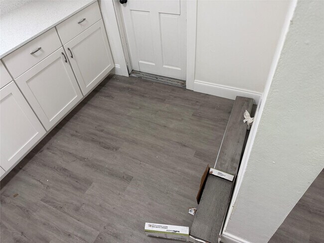 Building Photo - 703 N 17th St