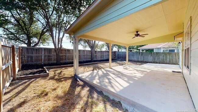 Building Photo - 117 Foxglove Pass