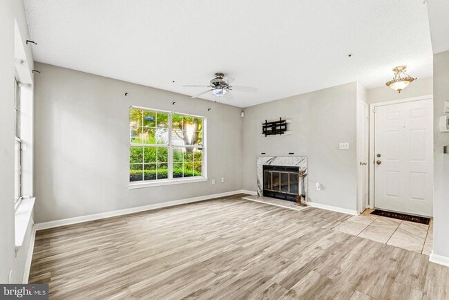 Building Photo - 10531 Beacon Ridge Dr