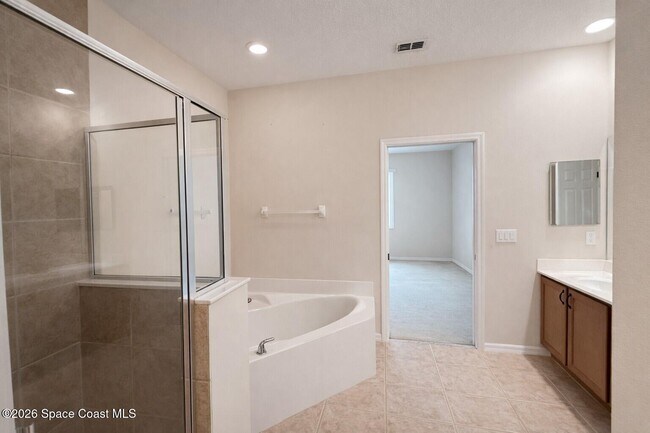 Building Photo - 1979 Tullagee Ave