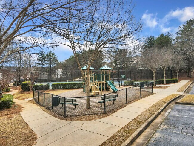 Building Photo - 225 Osmanthus Way