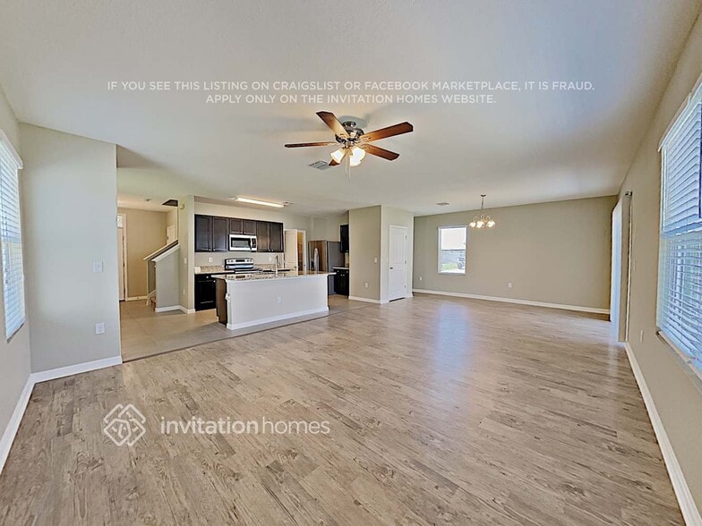 Building Photo - 3122 S Northview Rd