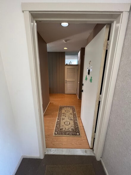 Building Photo - 47 Mallard Dr