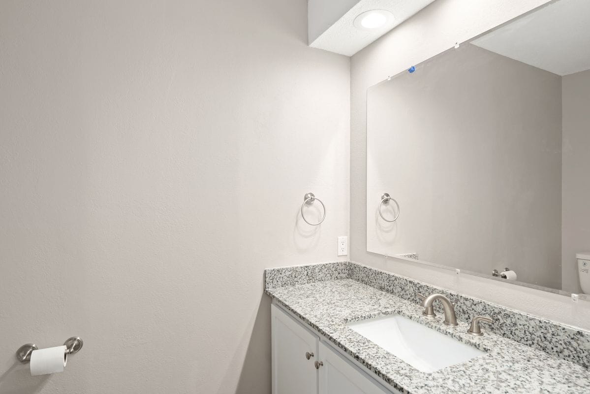 Building Photo - 104 Bogie Ln