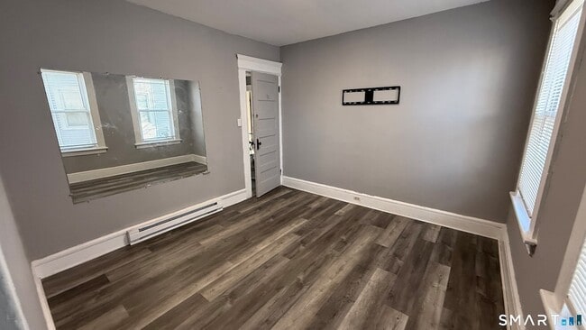 Building Photo - 500 Carroll Ave