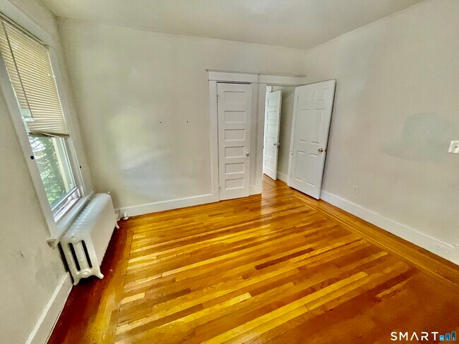 Building Photo - 53 Brownell St
