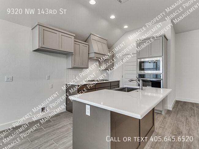 Building Photo - 9320 NW 143rd St