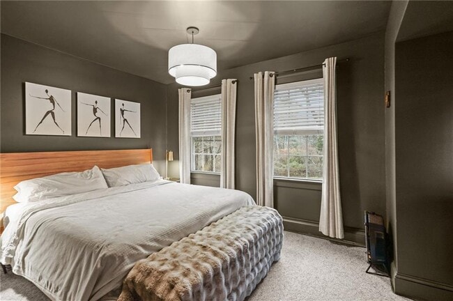 Building Photo - 80 Lakeshore Dr