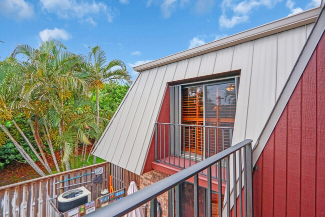 Building Photo - 1420 Ocean Way