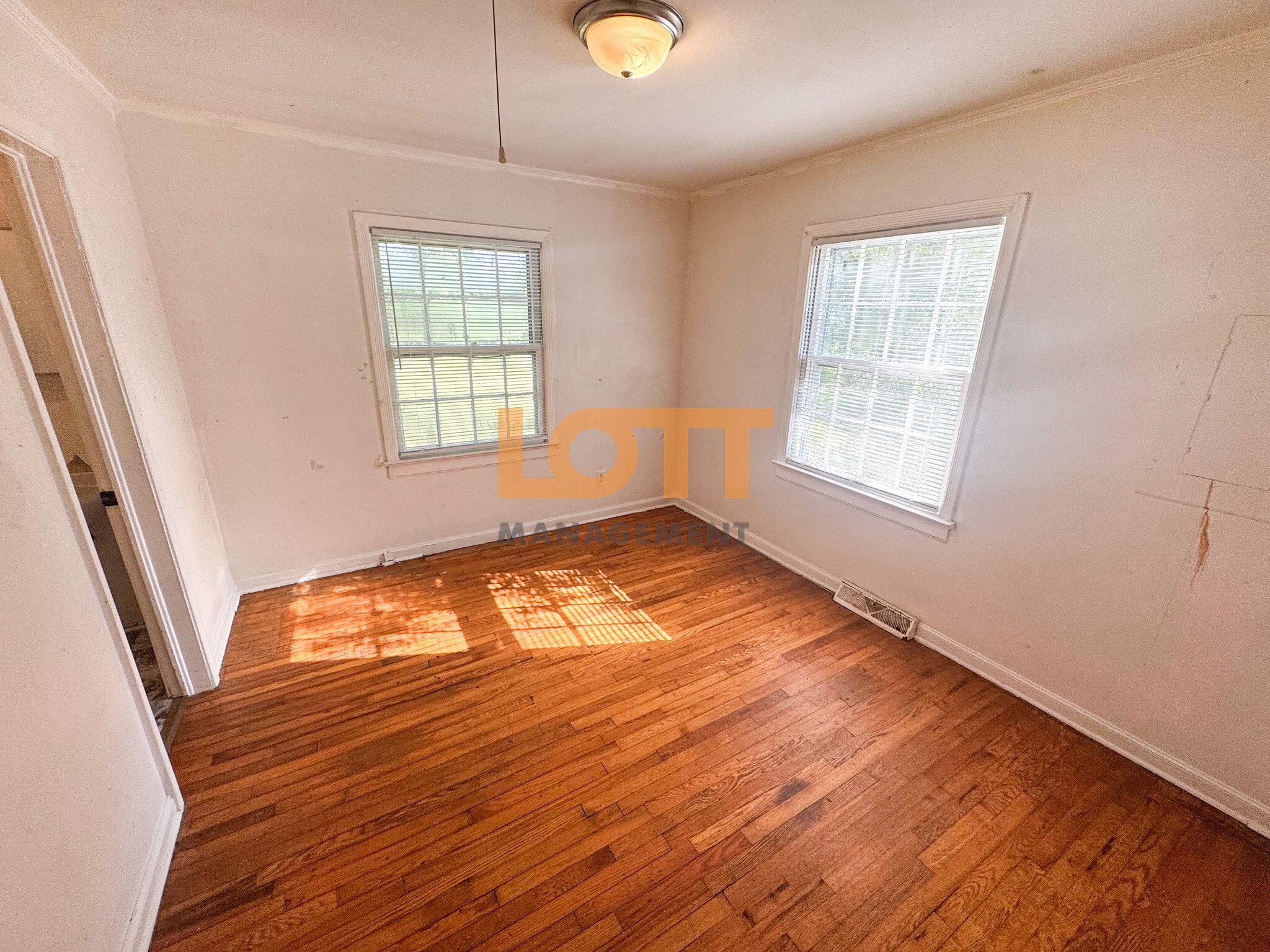 Building Photo - 126 Irene Cir
