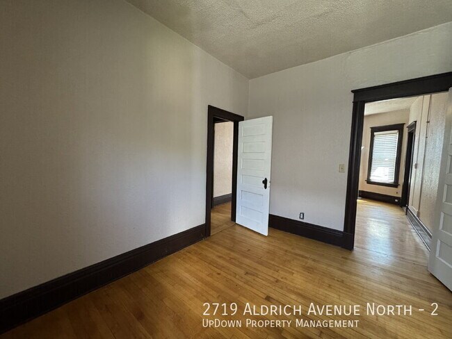 Building Photo - 2719 N Aldrich Ave