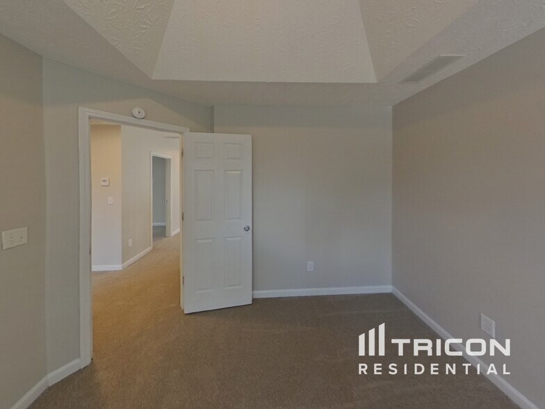 Building Photo - 1132 St Phillips Ct