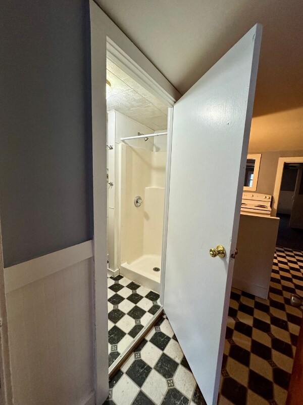 Building Photo - 83 1st St