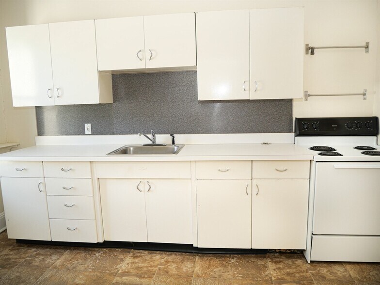 *Pictures are representative samples of the advertised unit. In some cases, the actual units you tou - 387 Harvard St