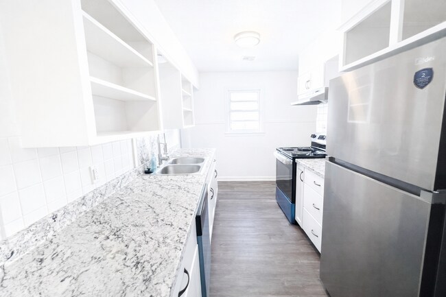 Building Photo - Beautifully Updated 3 Bedroom 2Bath Home in NE Wichita – $1575/month