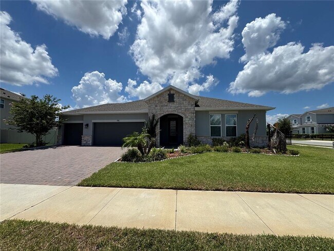Building Photo - 715 Blue Citrus Ln