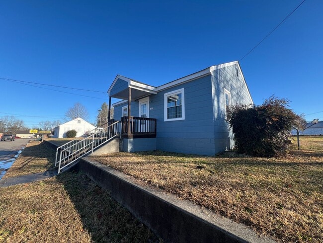 Building Photo - You’re here. You’re home. You’re happy.