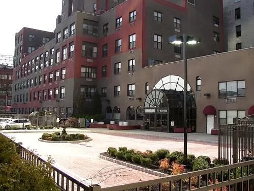 Renaissance Towers Gated Bldg (behind TDBank) - 111 Mulberry St