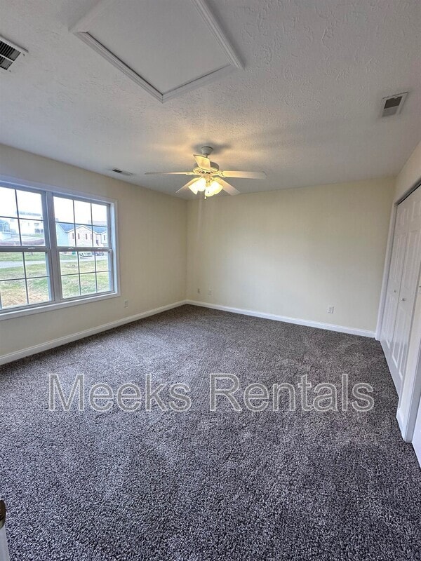 Building Photo - 60 Thor Way