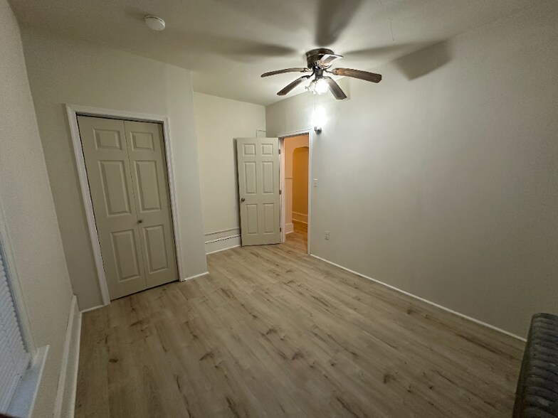 Building Photo - 381-383-383 S 3rd St