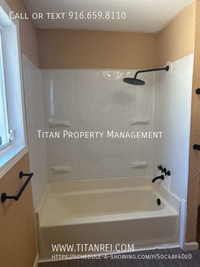 Building Photo - 4121 34th St