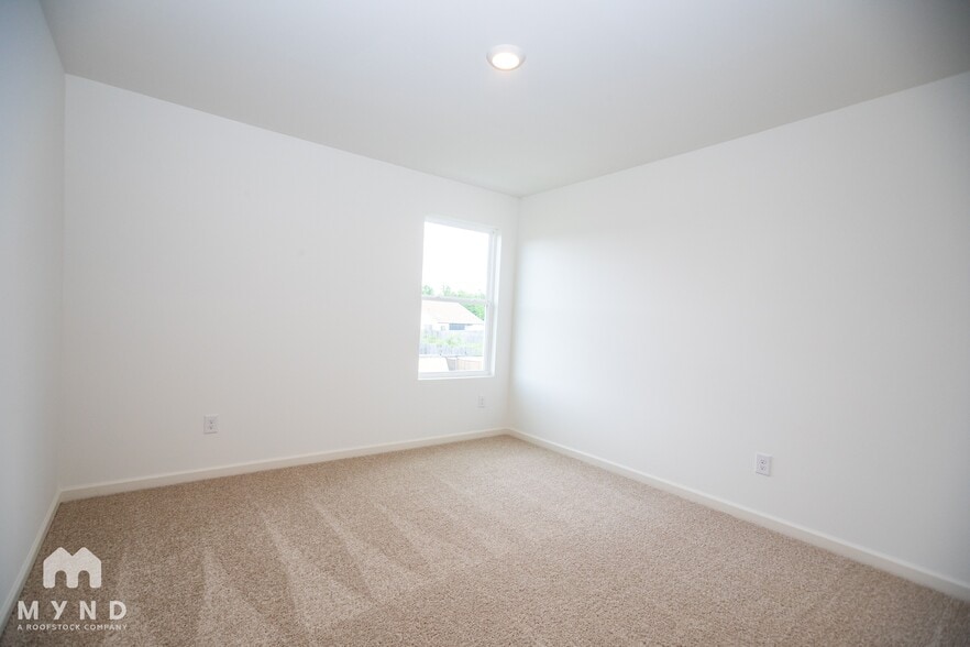 Building Photo - 9300 Cotton Field Cir