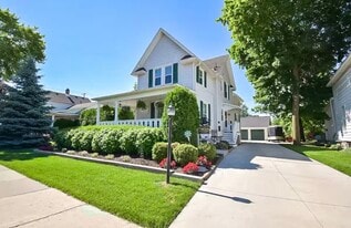 Building Photo - 429 W Ann Arbor Trl