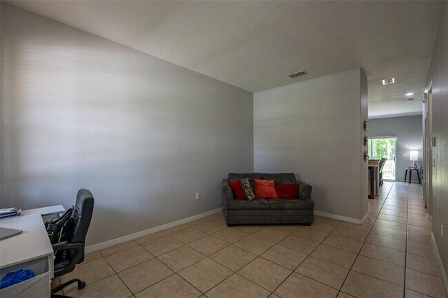 Building Photo - 11191 Savannah Landing Cir