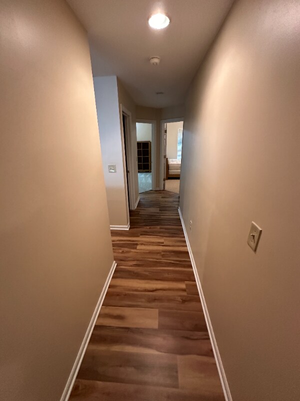 Building Photo - 5511 Benpatrick Ct