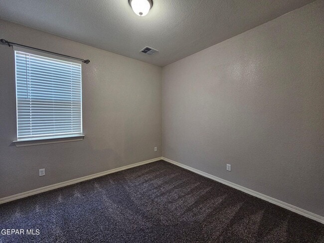 Building Photo - 3980 Desert Nomad Dr