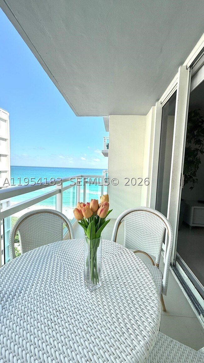 Building Photo - 6917 Collins Ave