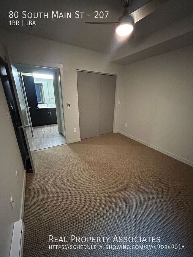 Building Photo - 80 South Main St